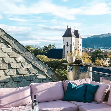 The View - Big In Center ברגן