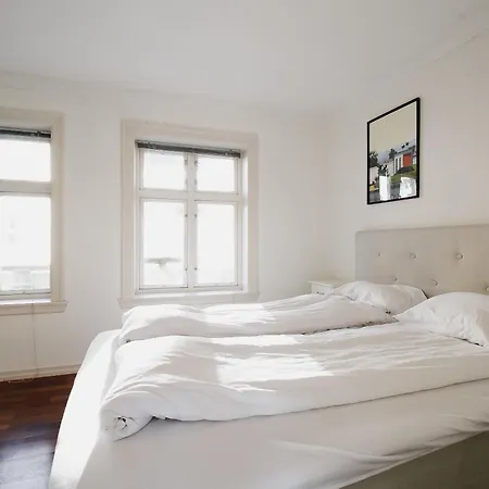 The View - Big In Center ברגן